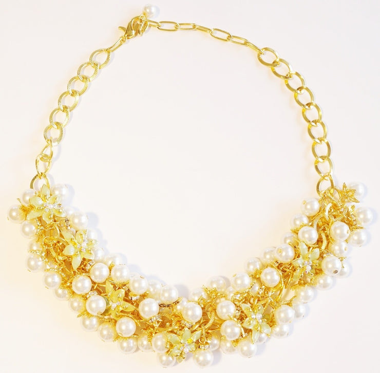 Lily Blossom Pearl Cluster Necklace Gold Kiwi