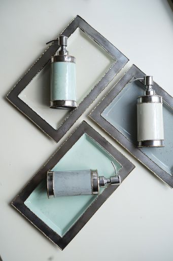 Brilliant and Bold Bath Accessories that Make Powder Rooms Beautiful!